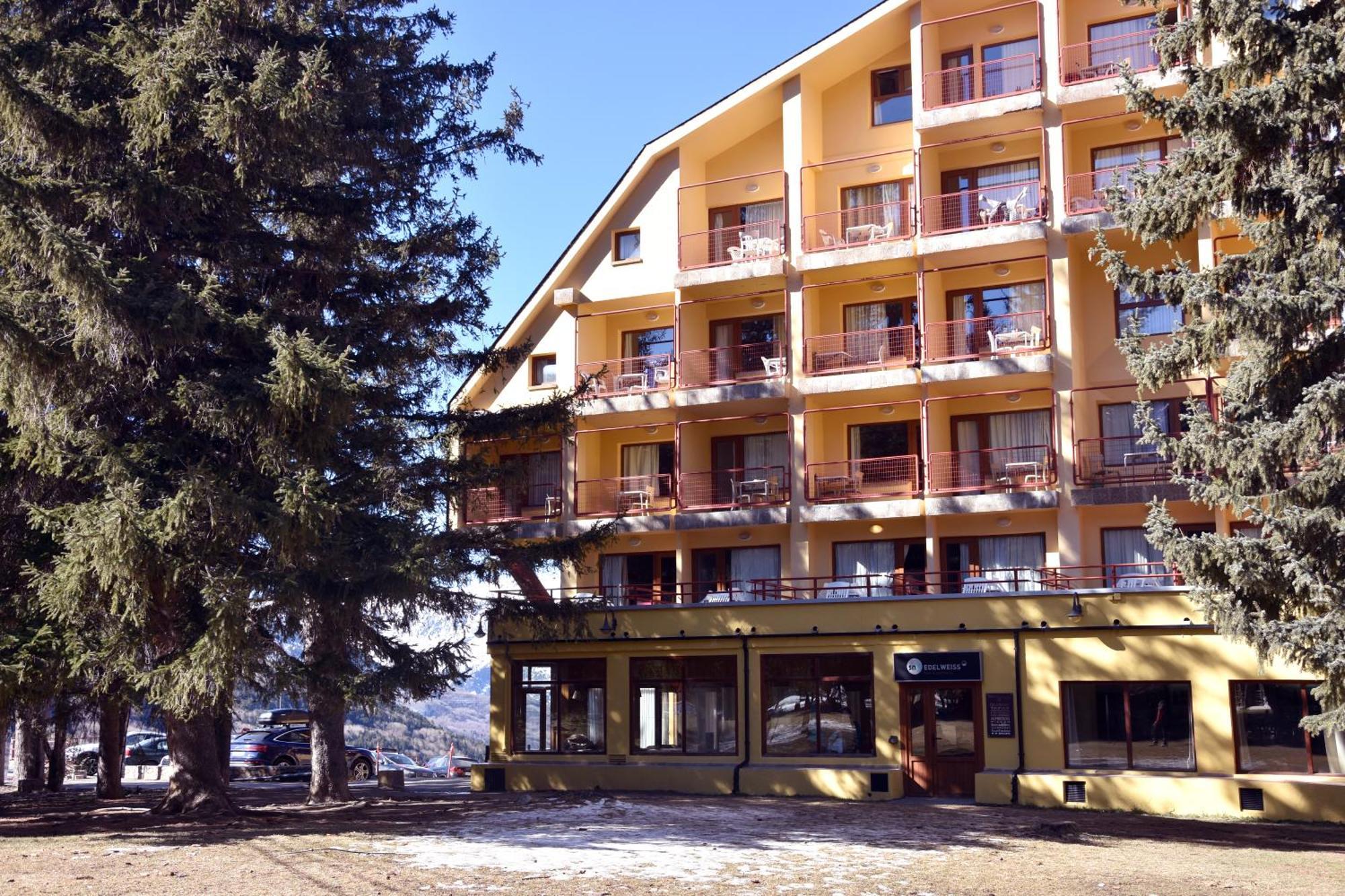 Apartamentos Snoe Edelweiss Cerler Exteriör bild